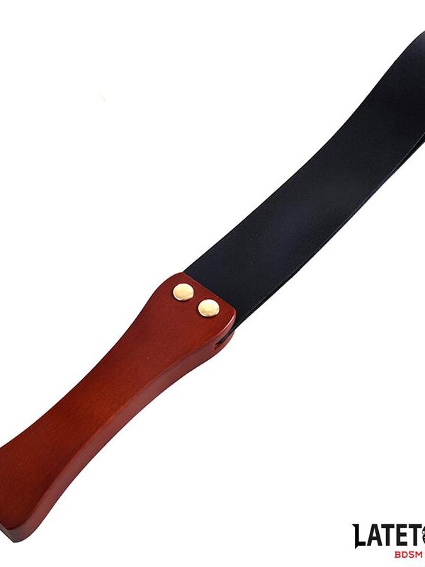 Pala con Mango de Madera 47 cm